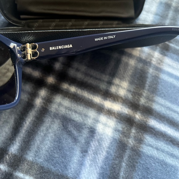 59mm Balenciaga Sunglasses Blue & Silver - Picture 11 of 12